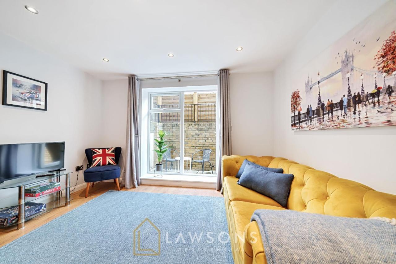 Stylish Living By Lawsons - 3 En Suites 윈저 외부 사진