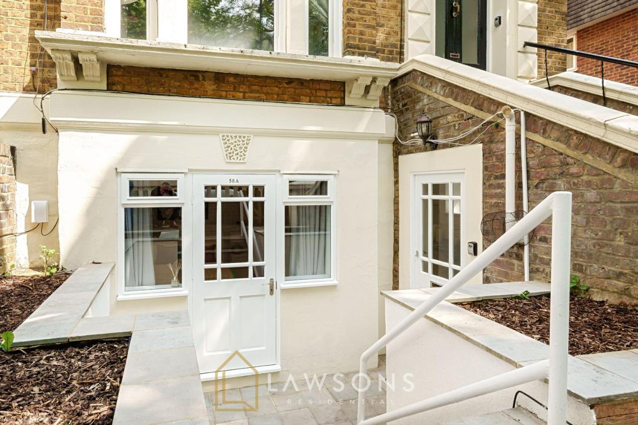 Stylish Living By Lawsons - 3 En Suites 윈저 외부 사진